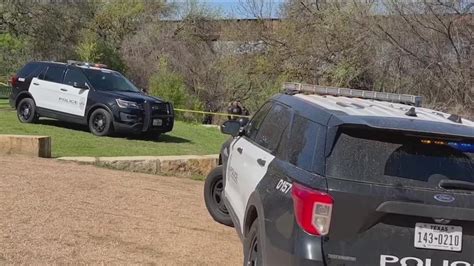 Body found in Lady Bird Lake Sunday morning | kvue.com