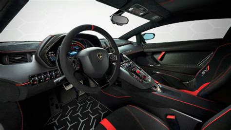 2022 Lamborghini Aventador Interior