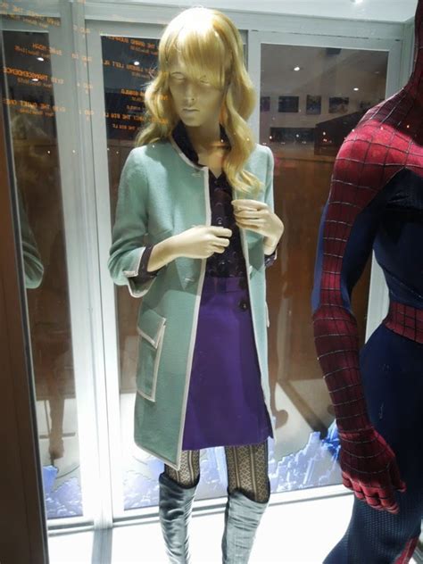 Hollywood Movie Costumes and Props: Spider-man and Gwen Stacy costumes from The Amazing Spider ...