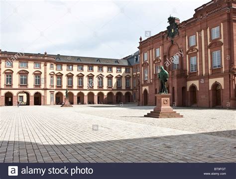 Mannheim castle electoral clipart 20 free Cliparts | Download images on Clipground 2024