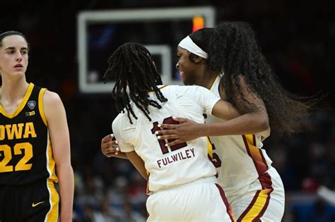 South Carolina Gamecocks ruin end of Caitlin Clark's Iowa basketball ...