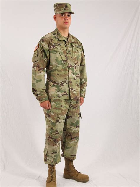 Military Considering A Uniform Change