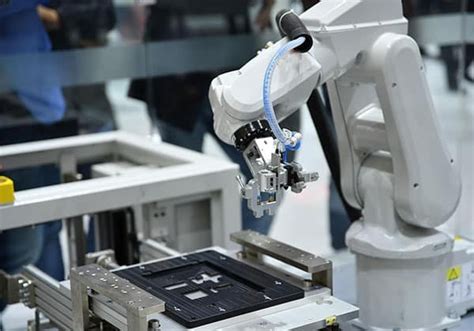 Do industrial robots use DC motors or AC motors? What is the difference ...