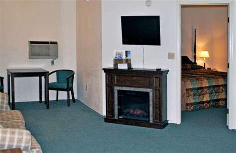 Voyager Inn of St. Ignace (St. Ignace, MI) - Resort Reviews - ResortsandLodges.com