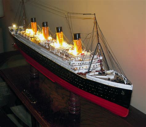 Titanic Model Lighting Kit