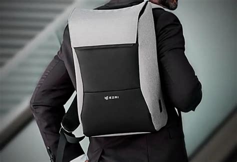 Business Backpacks For Men (Why Wear A Backpack To Work?) | LaptrinhX ...