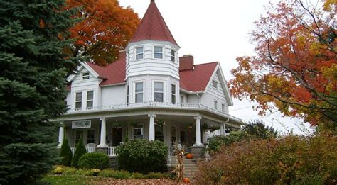 Saugatuck Michigan Bed and Breakfast, Romantic Kingsley House MI Inn ...