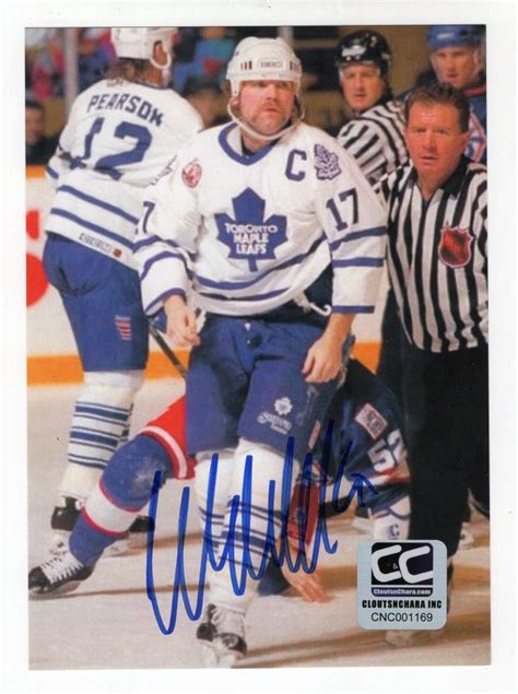 Wendel Clark Autographed 5.125 x 7.125 Toronto Maple Leafs Photo ...