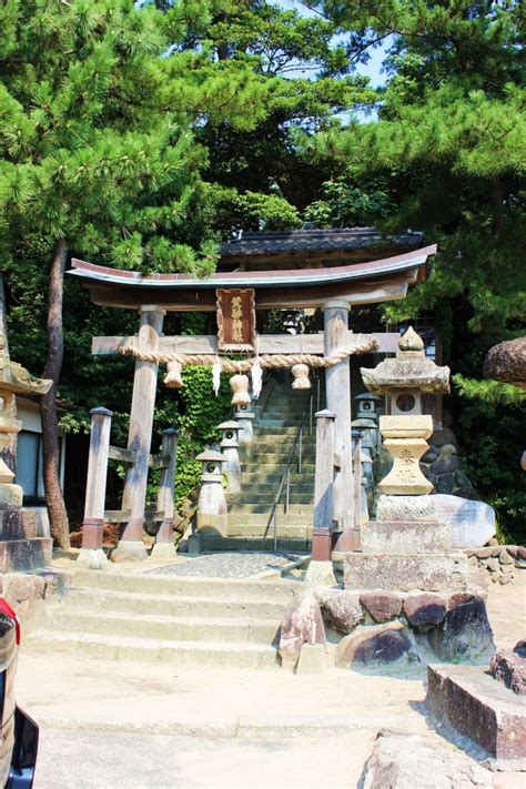 Miyamoto Musashi's Grave and Shrine - Japan Airlines