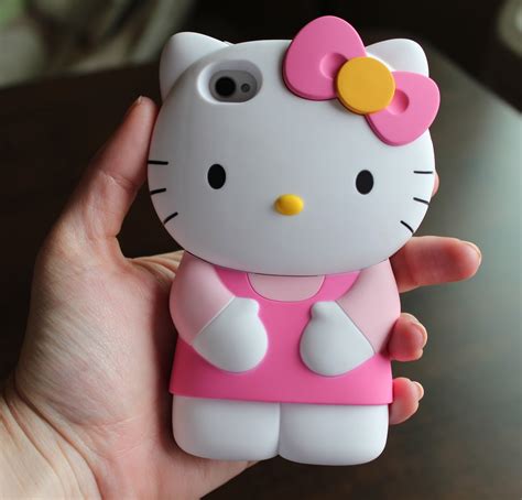 SAM SCHUERMAN: Hello Kitty Phone Case & GIVEAWAY!!!