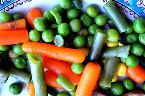 Free Images : dish, food, produce, vegetable, macro, health, pea ...