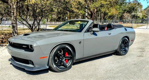 2017 Dodge Challenger SRT Hellcat Convertible : r/ModernMuscle