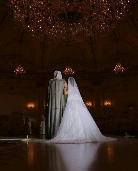 Elegant Wedding Photography: Fun and Artistic Moments