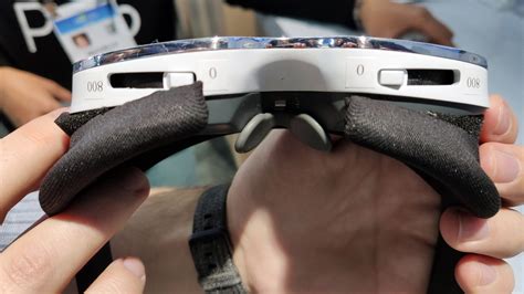 CES 2020: Pico VR Glasses Are the Most Impressive VR Viewer Yet