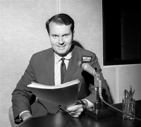 Charles Osgood, Lyrical Newscaster on Radio and TV, Dies at 91 - The New York Times