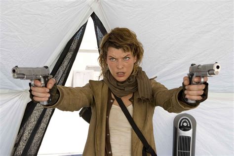 Download Milla Jovovich Movie Resident Evil: Extinction HD Wallpaper