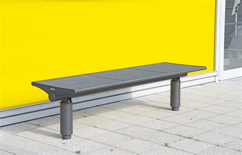 Siardo 400R Table & designer furniture | Architonic