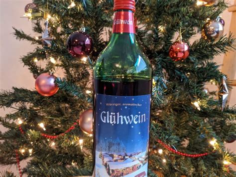 Grandpa's Traditional German Gluhwein Recipe (Gluehwein Rezept) - WanderInGermany