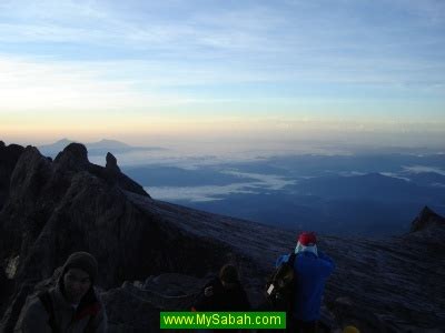 Mount Kinabalu Summit Trail, after 6 KM (until the Summit)/mount-kinabalu-bsc01052