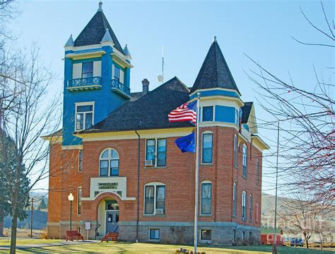 Wheeler County Courthouse Photograph by Rex Wholster