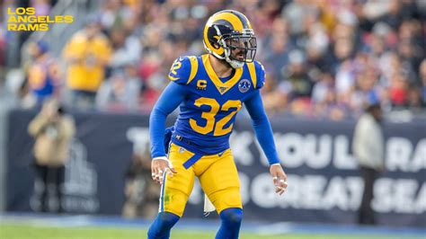 Rams sign Eric Weddle to practice squad