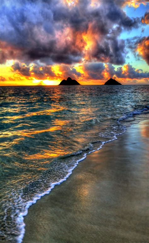 Lanikai Sunrise - a photo on Flickriver