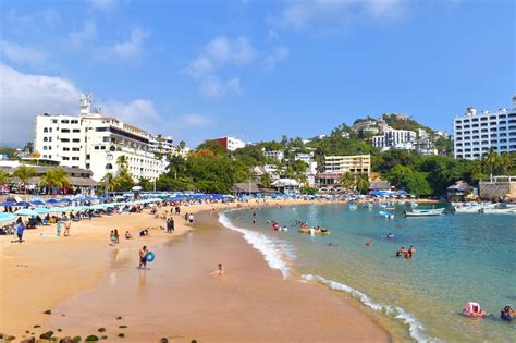 10 Best Beaches in Acapulco - What is the Most Popular Beach in ...