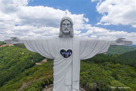 The tallest statue of Jesus in Brazil - ereligio