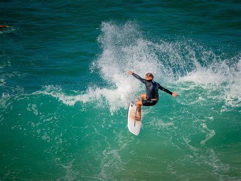 Surfing guide to Australia - Tourism Australia