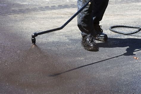 Expert Asphalt Sealcoating Services in Georgia | Spalding Concrete