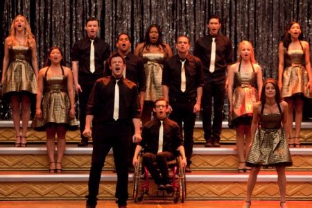 Glee finale takes a Journey