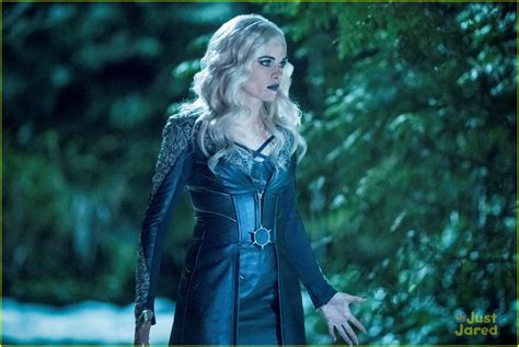 Danielle Panabaker Shares Killer Frost's New Look For 'The Flash' Season 6 | Photo 1247333 ...