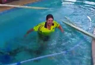 Bikini Pool Prank Fail - Video | eBaum's World