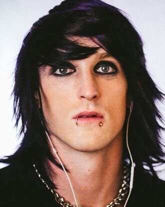 Logan Paul's Emo Makeover Is Causing A Stir And Here's Why Fans Are ...