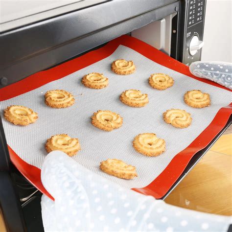 Silicone Baking Mat Heat Resistant Liner Oven Sheet Mats Kitchen Bakeware Tool-in Mats & Pads ...