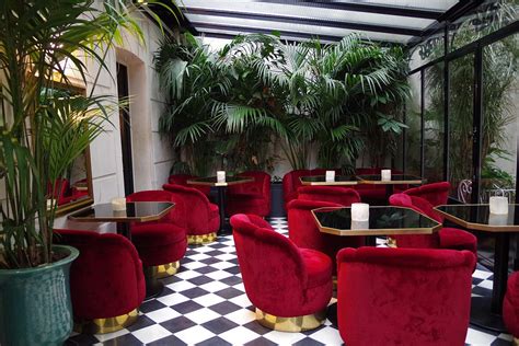 The Luxury Boutique Hotel Particulier Montmartre is a Hidden 19th ...