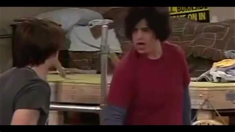 Drake & Josh Foam Finger - "you crossed the line.“ - YouTube