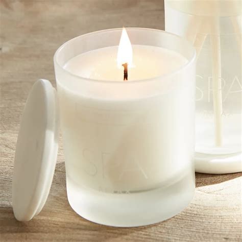 Spa Relax Candle with Lid | fragrance-sale-preparation | The White Company US