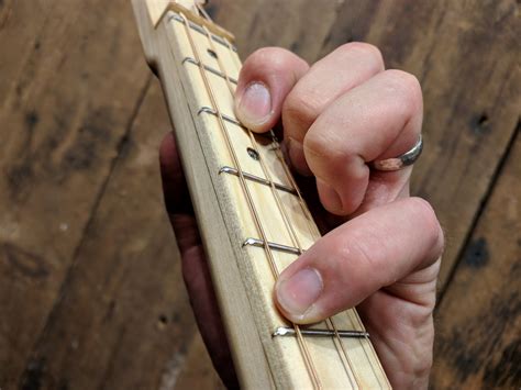 3-String Cigar Box Guitar Chord Forms Made Easy: The Ultimate Guide - C. B. Gitty Crafter Supply