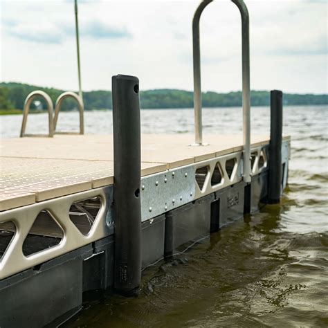 Vertical Dock Bumper – 36″ | CanadaDocks