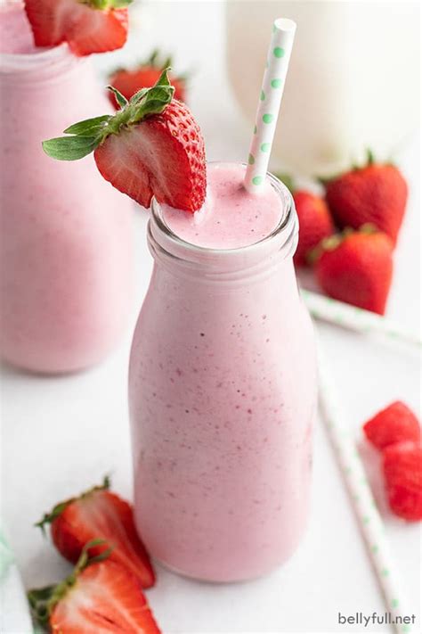 Perfect Strawberry Smoothie Recipe - Belly Full