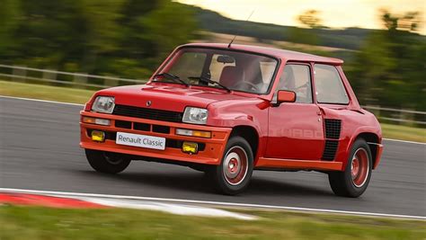 Renault 5 Turbo: review, history and specs of an icon | evo