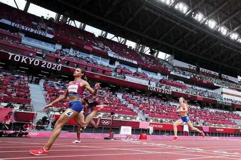 On Tokyo's Fast Track, Olympic Runners Are Shattering World Records ...