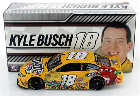 2020 Kyle Busch #18 M&M's Minis NASCAR 1/24 Diecast