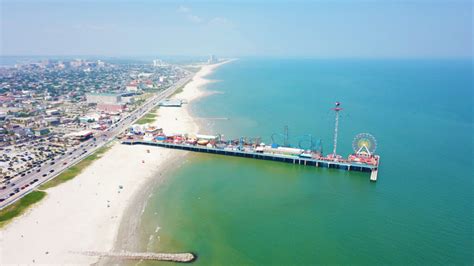 Galveston - It's Island Time - Texas Hotel & Lodging Association