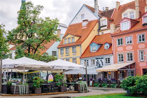 The best cheap eats in Riga, Latvia - budget restaurants - CK Travels