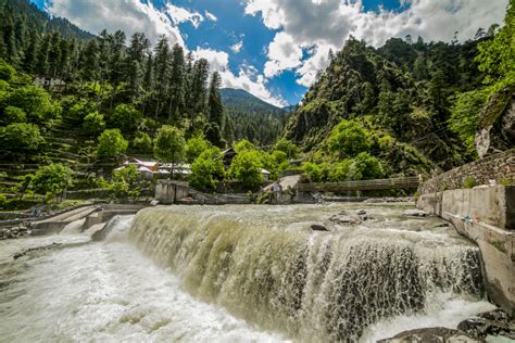 Neelum Valley Azad Kashmir - Pakistan Travel Guide