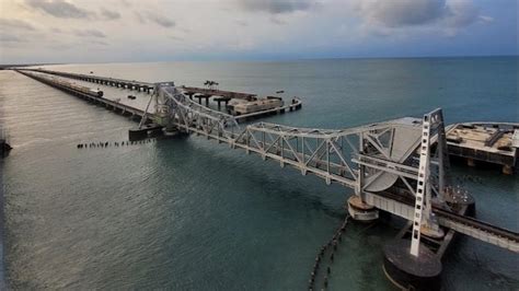 All about the New Pamban Bridge, India's first vertical lift railway ...