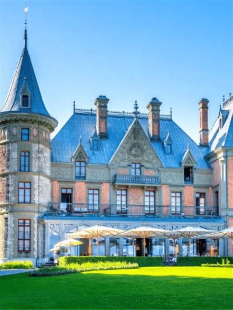 Castle hotels in Switzerland | Holidays to Switzerland