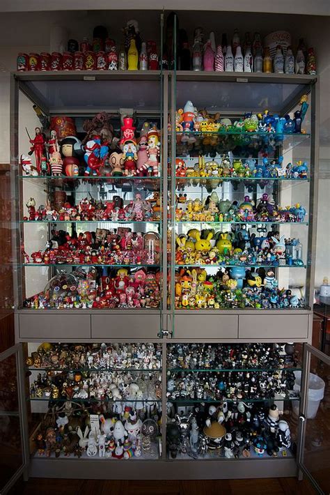 Displaying collections, Figurine display, Toy collection display